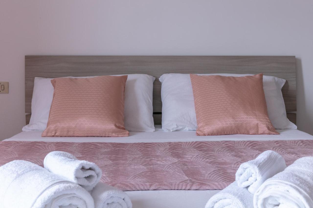 Dehomes - Luxury Grand Suite Milaan Buitenkant foto